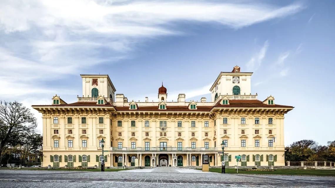 Schloss Esterhazy – Amore Burgenland 2027